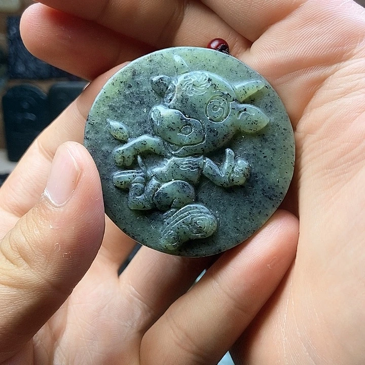 和田玉未镶嵌挂件