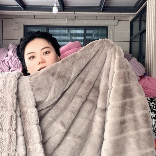 羊驼毛驼色兔兔被子220+230