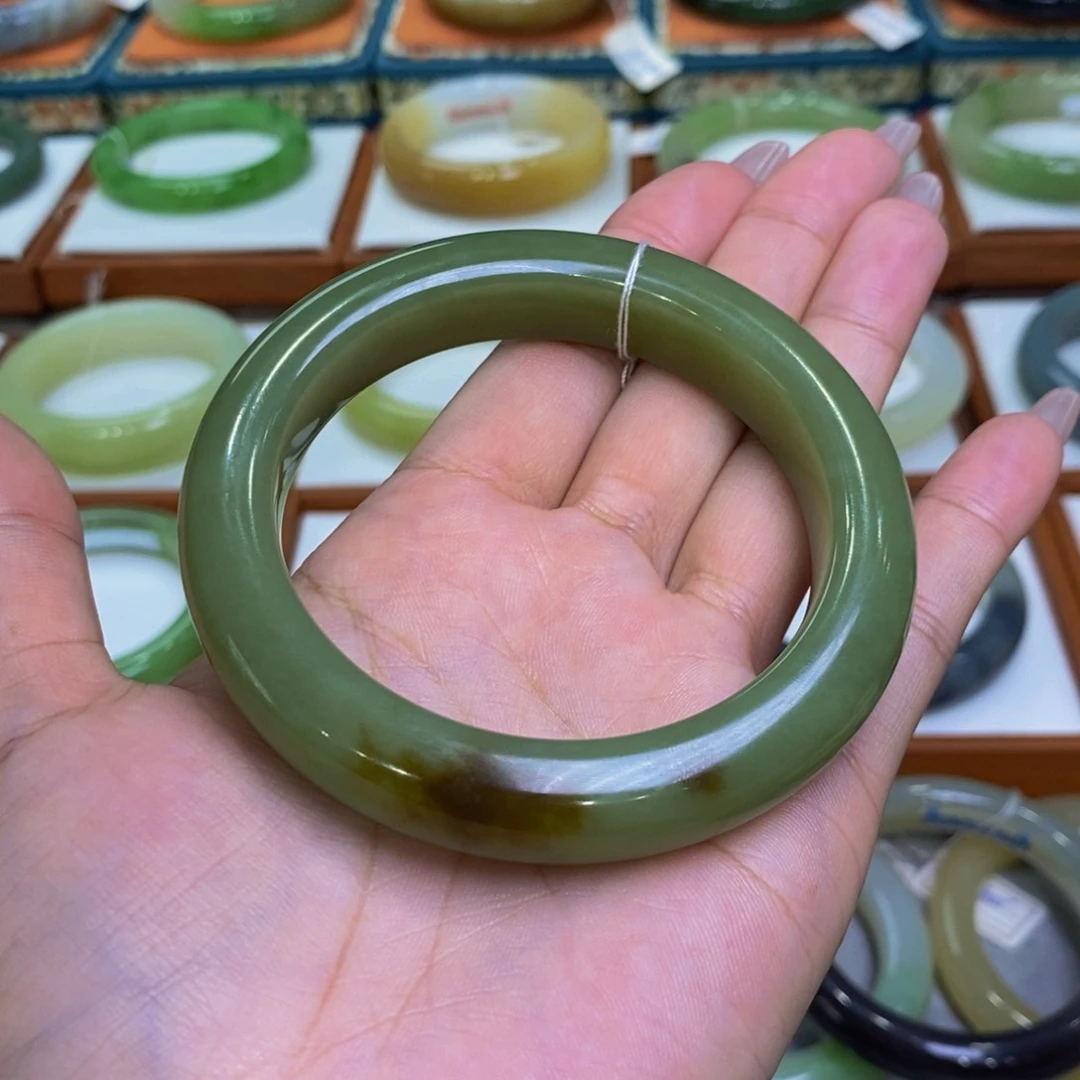 和田玉手镯未镶嵌?*和田玉若羌牛油果绿58.8