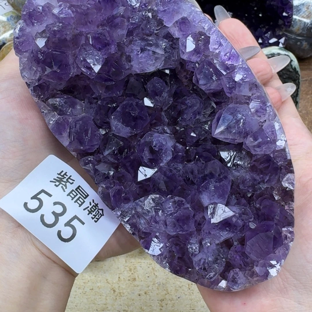 未镶嵌大型摆件（非配饰）水晶
