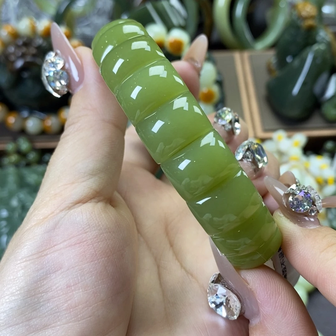 手串未镶嵌透闪石质玉✨****✨手牌