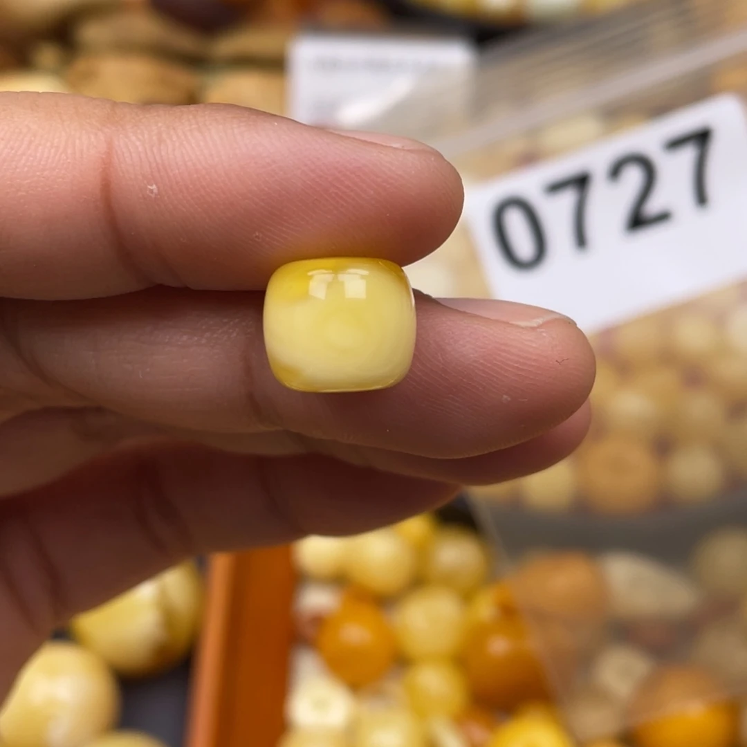 琥珀珠宝奇石未镶嵌11.6冰片