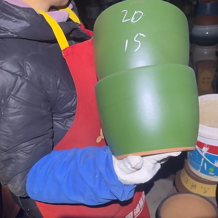 紫砂花盆紫砂花盆和小