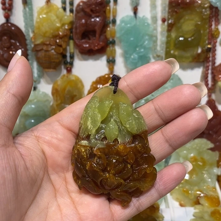 未镶嵌蛇纹石玉颈饰