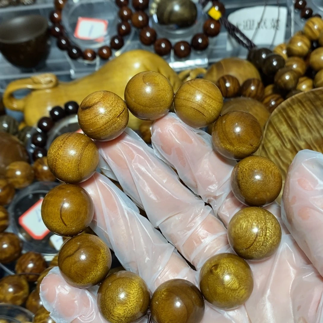 金丝楠木雕工艺品20