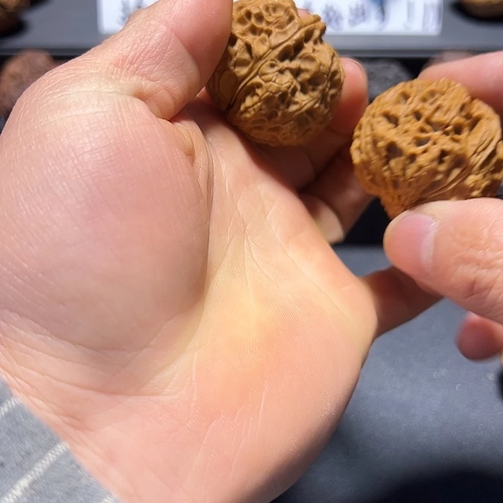 文玩核桃把件B百花绣球40mm