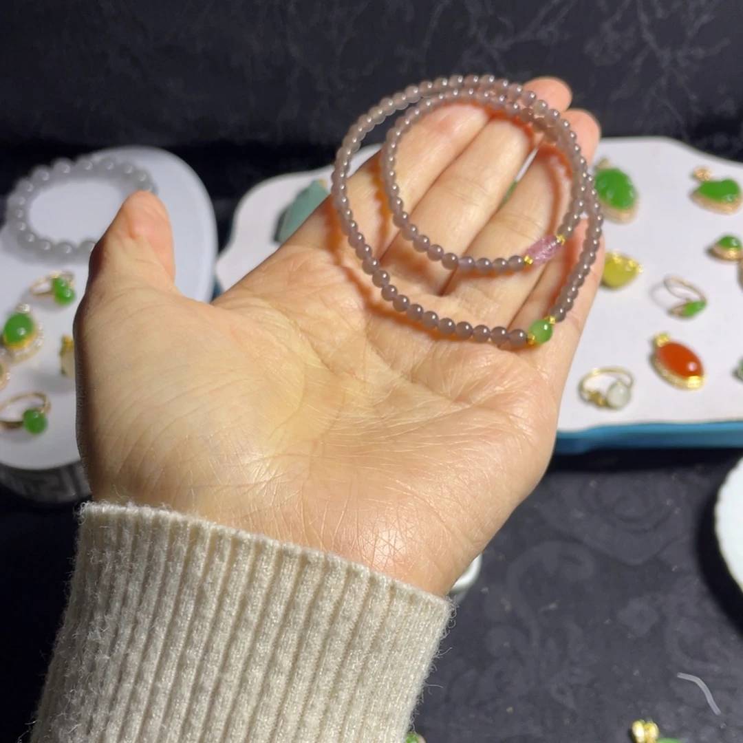 和田玉未镶嵌手串