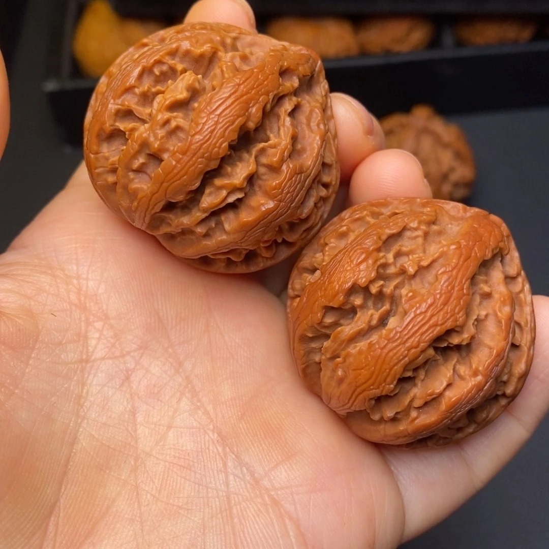 文玩核桃吊坠秦岭野生核桃