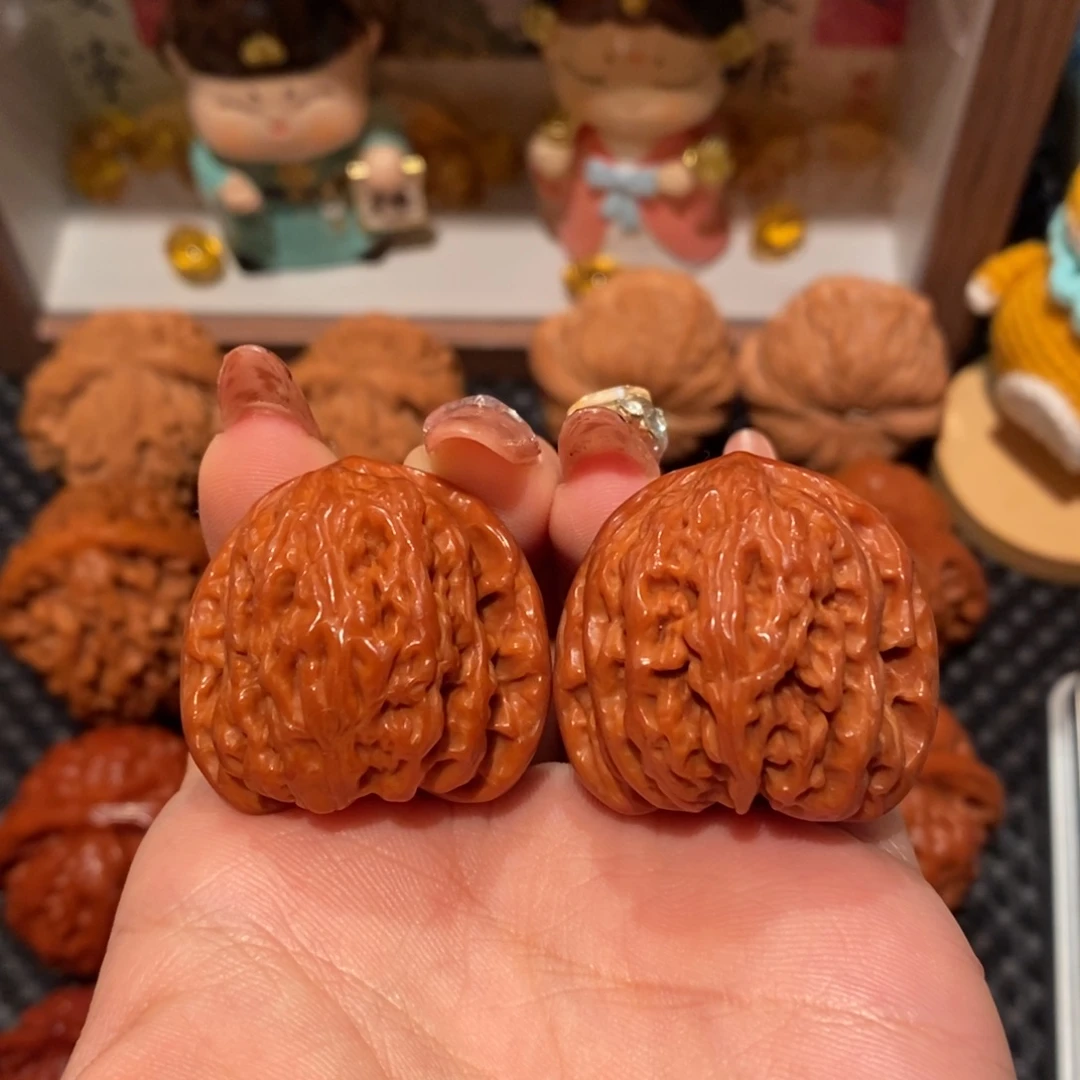 吊坠桃核32密纹，1035