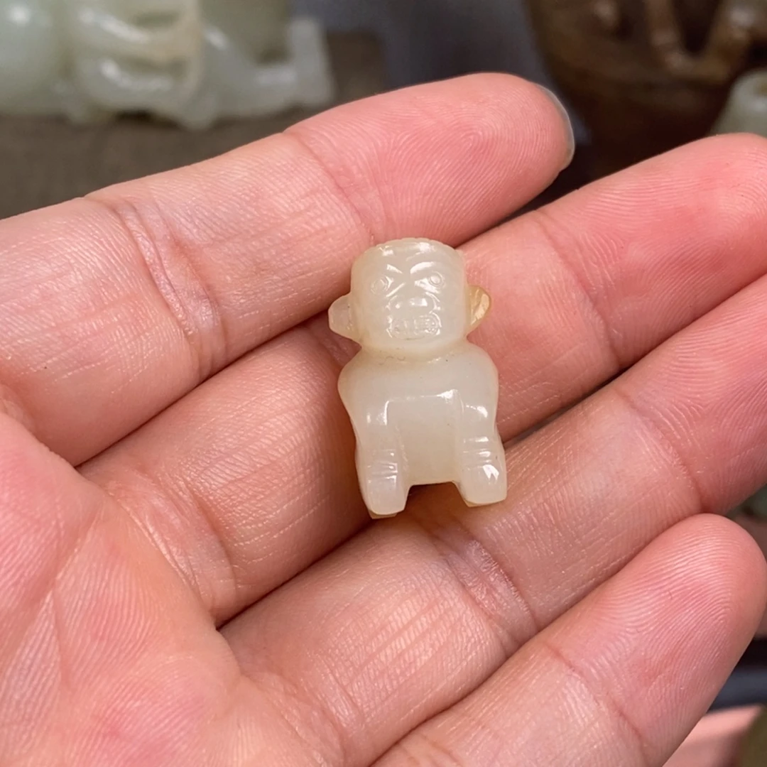 陈***爷非常精美的脖挂件