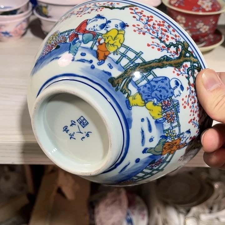 瓷片//////直径17厘米。绿。