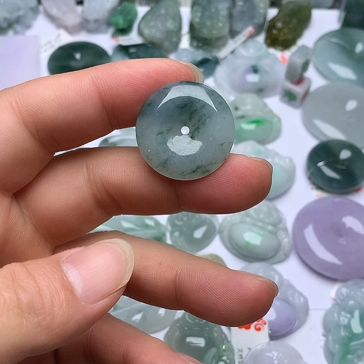 翡翠未镶嵌颈饰天然翡翠