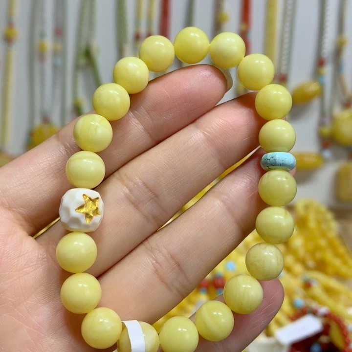 蜜蜡未镶嵌手链8.5mm