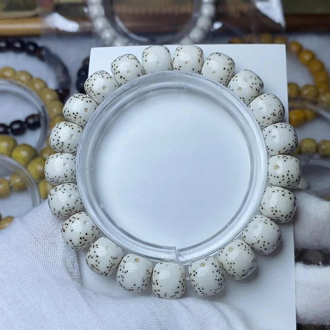 手串星月菩提10.5月朗星稀大留白小圈口特价