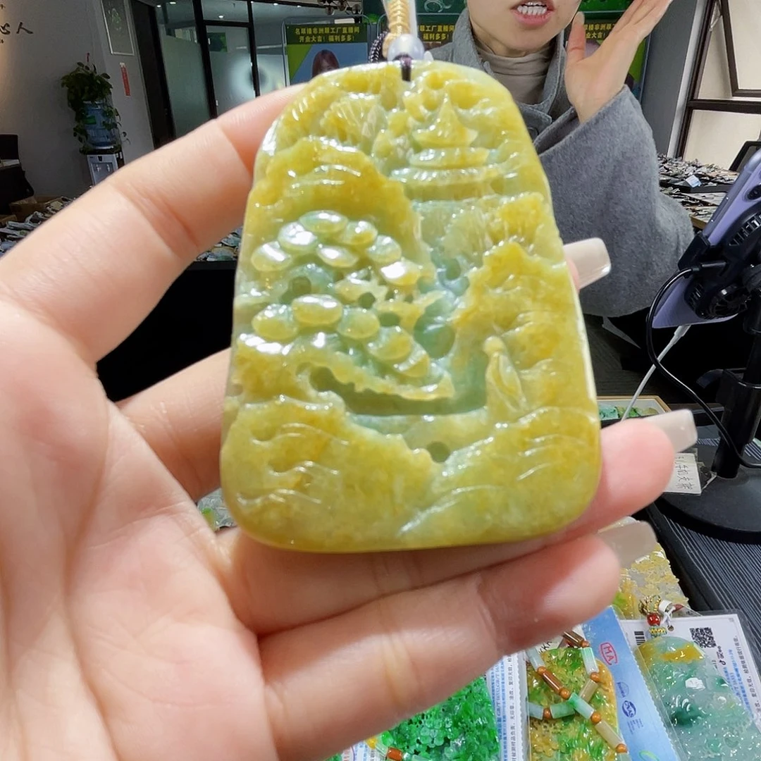 颈饰未镶嵌翡翠一