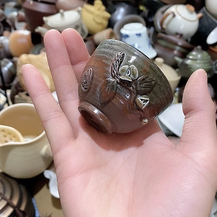 瓷片然后又要在朋友圈翻了白眼说