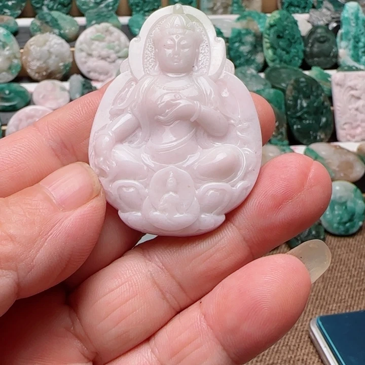 独山玉未镶嵌颈饰