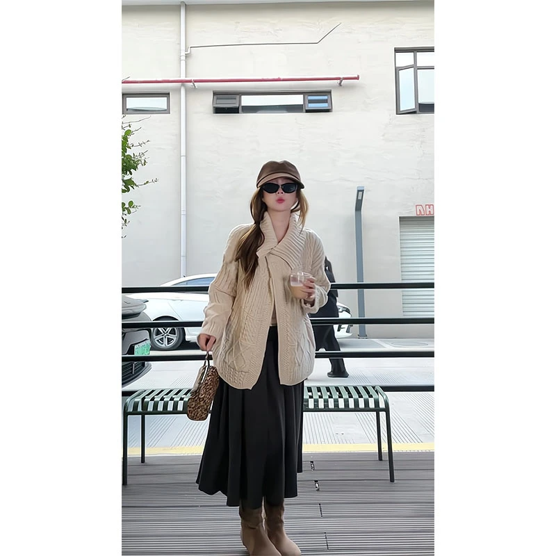 温柔风翻领麻花毛衣女设计感慵懒针织开衫外套上衣潮显瘦半身裙