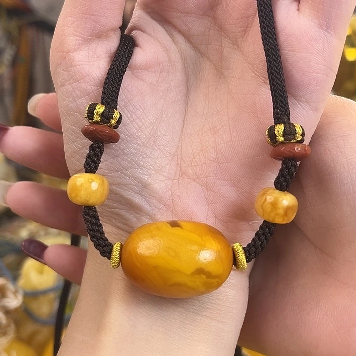 裸石琥珀未镶嵌枣珠老蜡