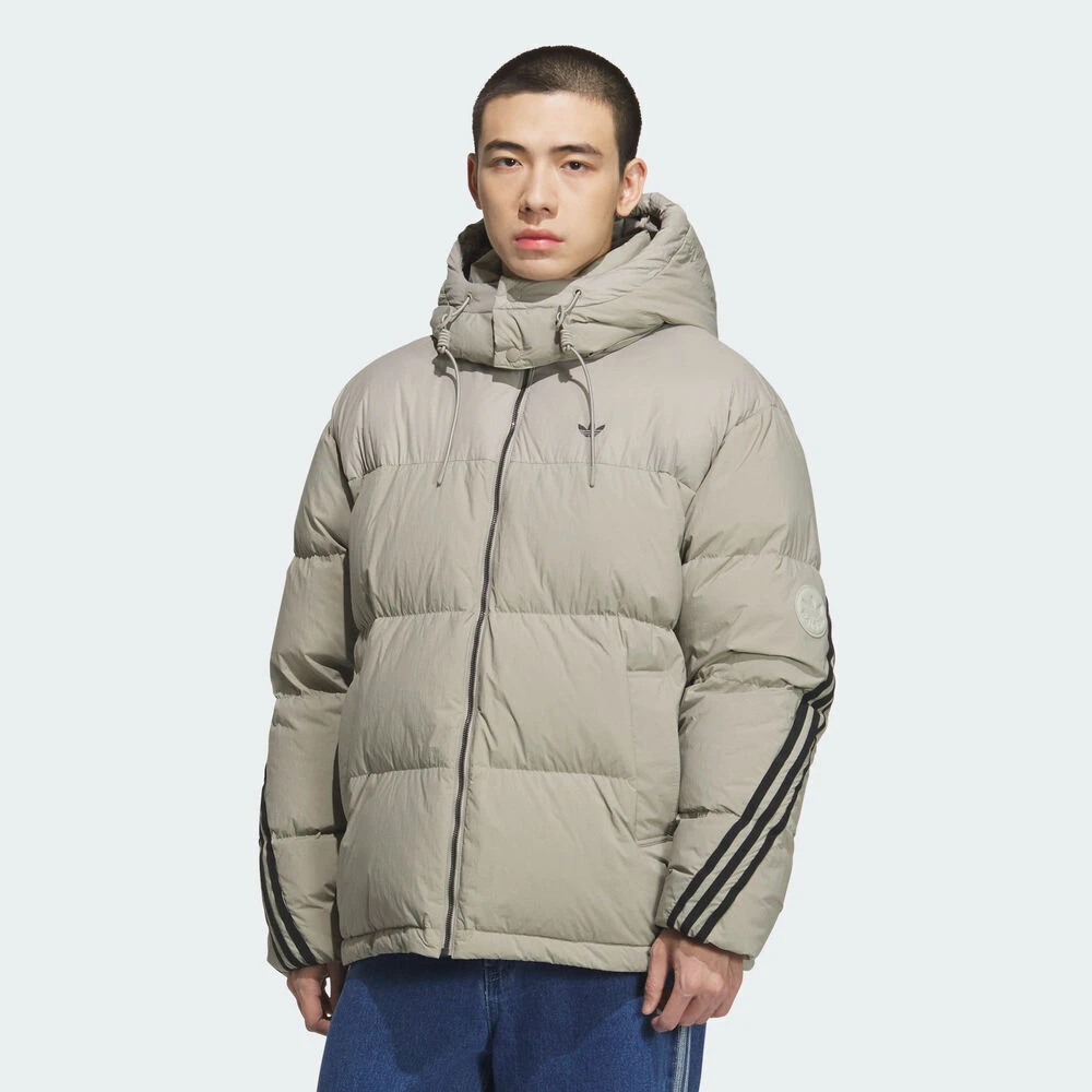 adidas三叶草男女新年战袍3S PUFFER DOWN可拆卸连帽羽绒服KC2563