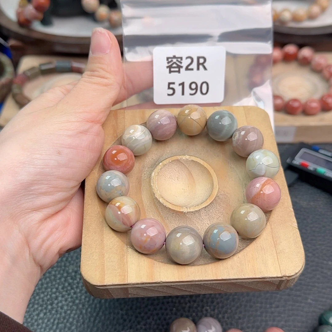 【闪购商品】未镶嵌手链石英质玉温*颜