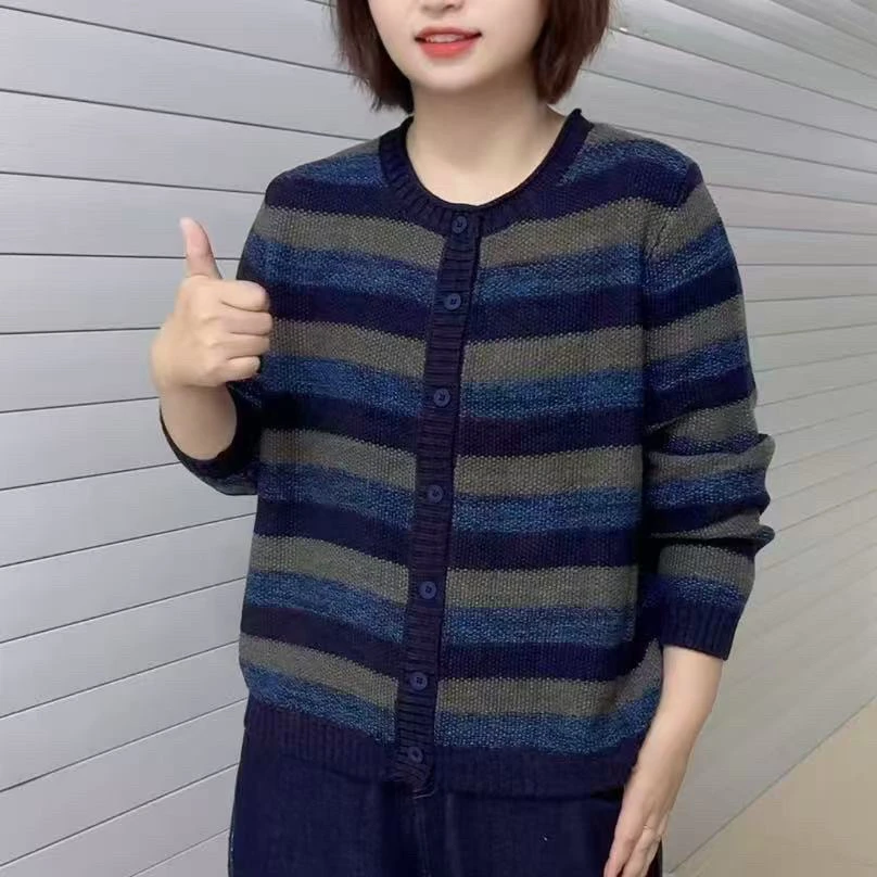 2025新款秋冬女圆领针织条纹长袖毛针织衫休闲女装时尚开衫