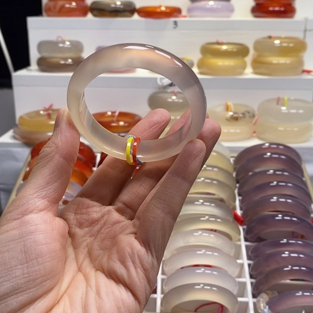 玛瑙/玉髓未镶嵌手镯