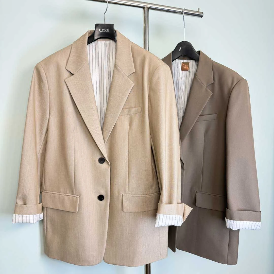 闪闪 25年早春新款Co**r韩单肌理感经典基础款西服通勤外套