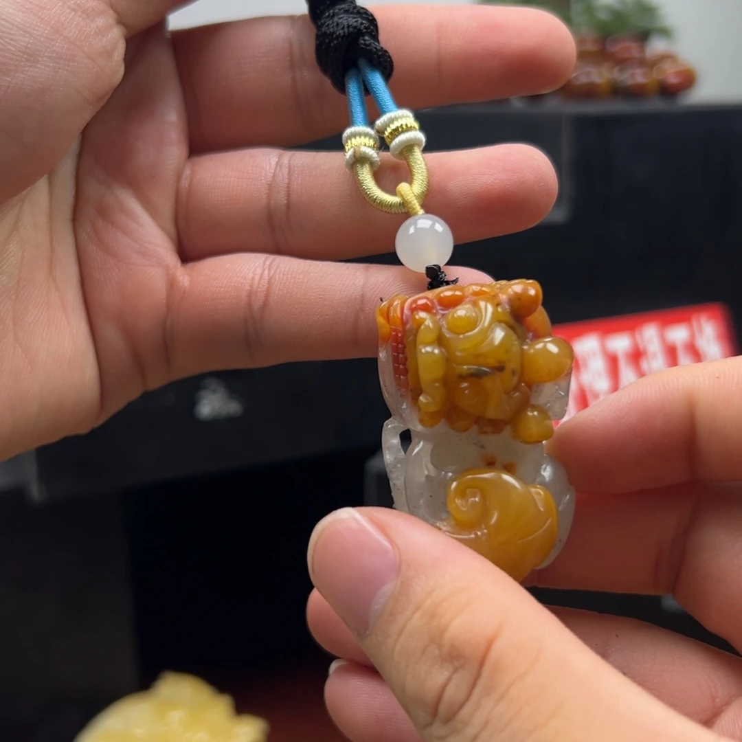 未镶嵌石英质玉（黄龙玉）黄龙玉