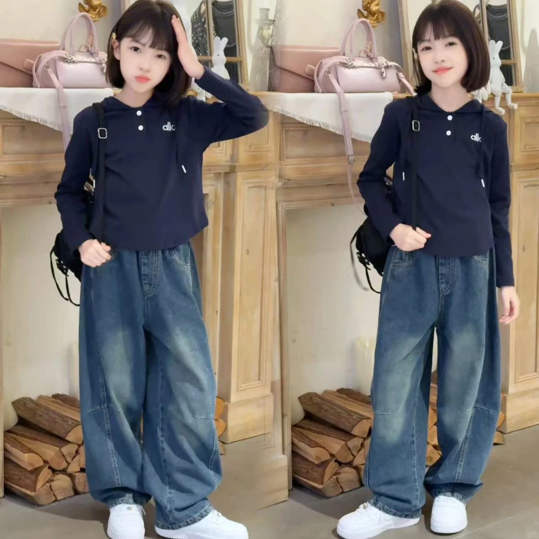 女童连帽衫牛仔裤套装2025新款秋装韩版儿童休闲宽松弯刀裤两件套