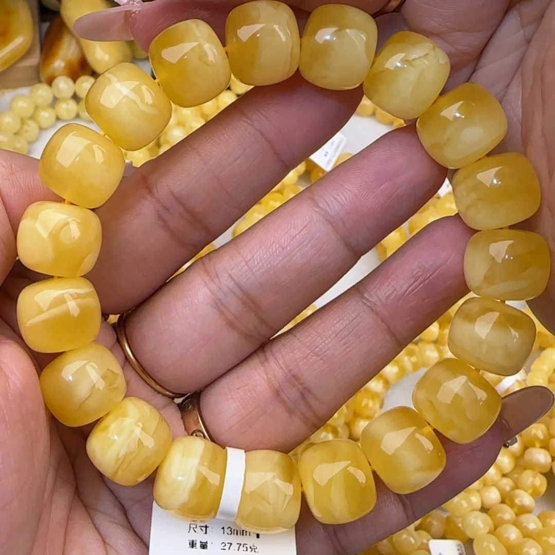 蜜蜡未镶嵌手串妖白花老型手串