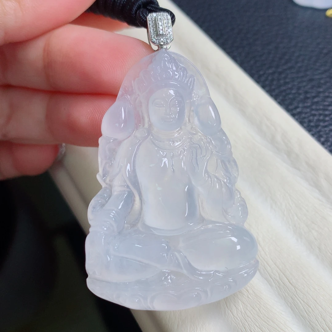 翡翠18K金镶嵌颈饰度母