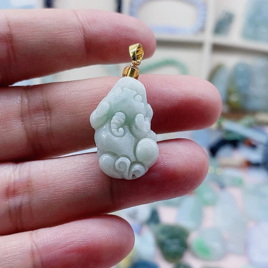 吊坠(不含链)未镶嵌翡翠天然