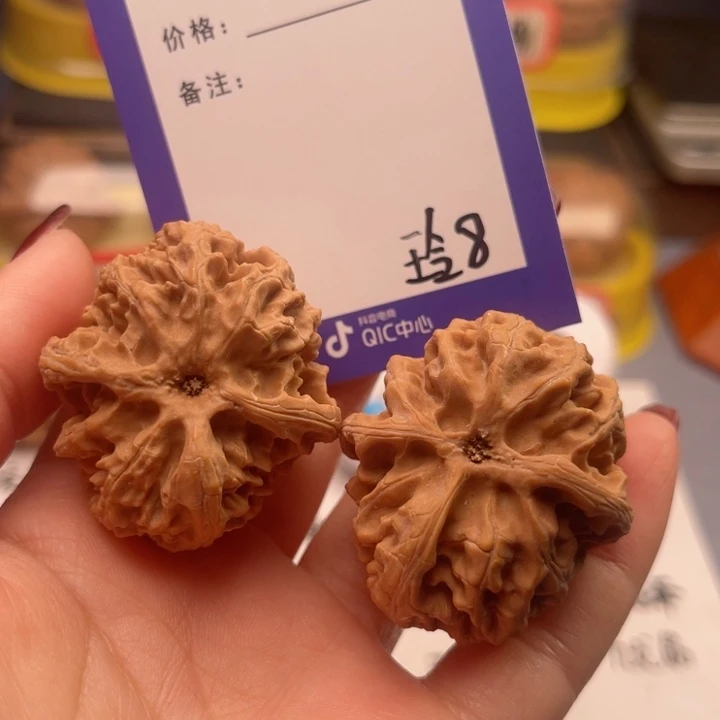 文玩核桃吊坠错***生文玩核桃把件8
