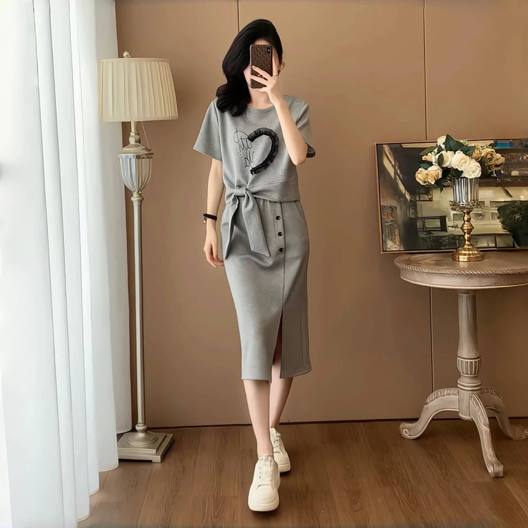 0657高档女士休闲时尚套装裙夏显瘦气质减龄运动风半身裙子两件套