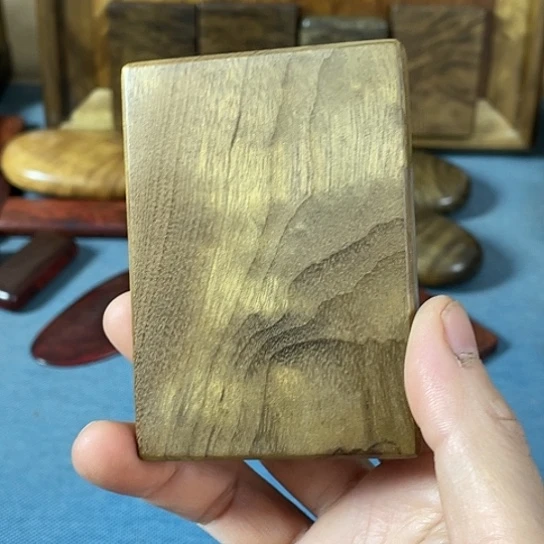 【闪购商品】和****年金丝楠阴沉木无事牌