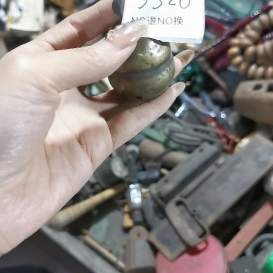 啊***。老挝石3326号工艺品