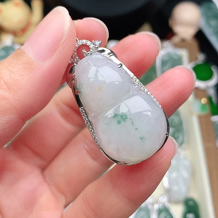 颈饰银S925镶嵌翡翠吊坠