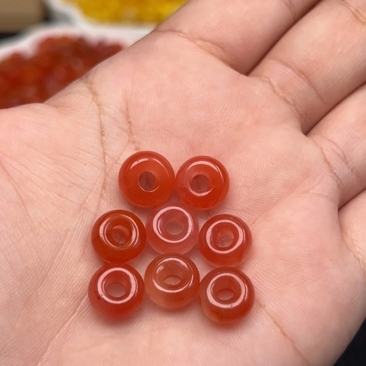 南红玛瑙未镶嵌吊坠(不含链)多样性