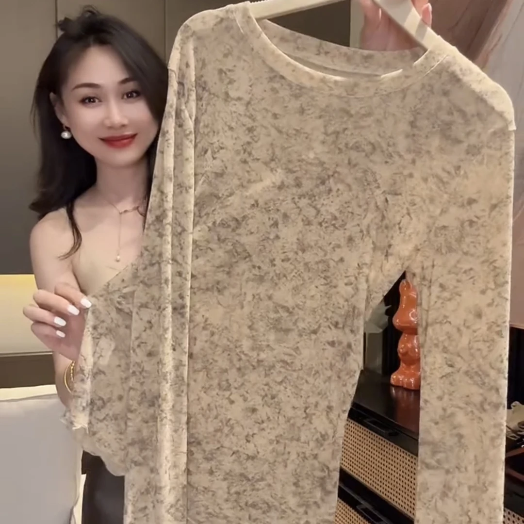 法式长袖休闲风T恤设计感抗皱轻熟风显瘦修身打底衫时尚