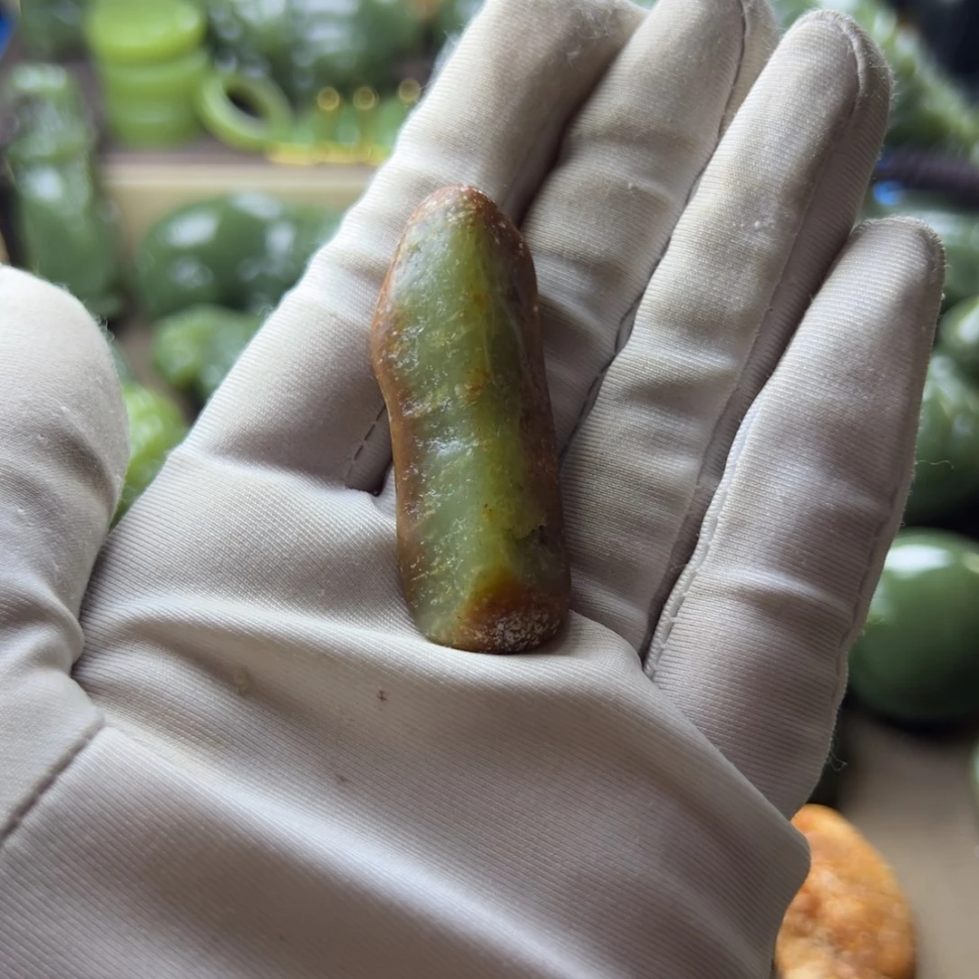 岫岩老玉（透闪石质玉）未镶嵌把件