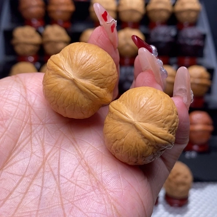 文玩核桃把件晶玉21号29尺