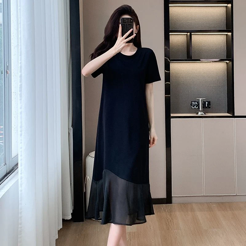 2025新款黑色高级感拼接连衣裙夏季轻奢宽松显瘦荷叶边短袖气质长