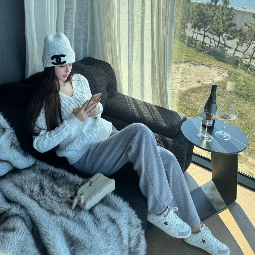 韩版连帽短款加厚保暖外套看直播哦下单哦备注编码！