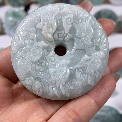 翡翠颈饰未镶嵌九龙扣两面工福利