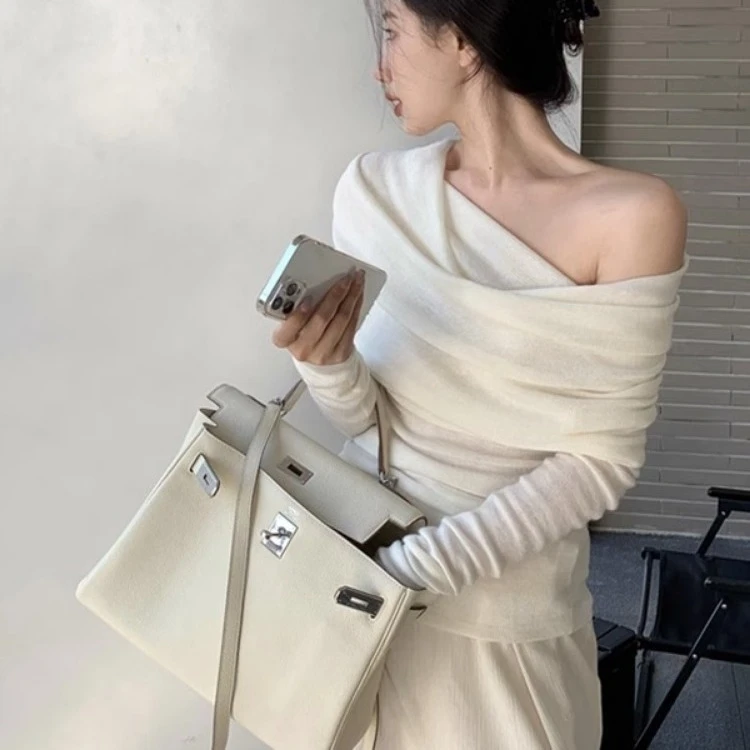 【工厂直发24小时飞】一字肩毛衣女2025新款纯欲大翻领露肩温柔气质