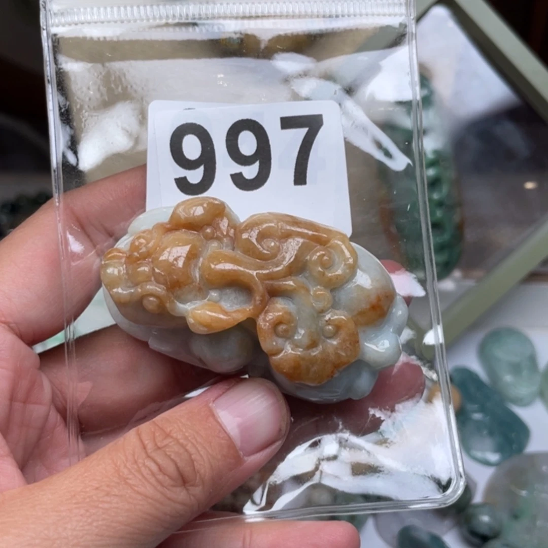 【闪购商品】翡翠颈饰未镶嵌玺翡翠