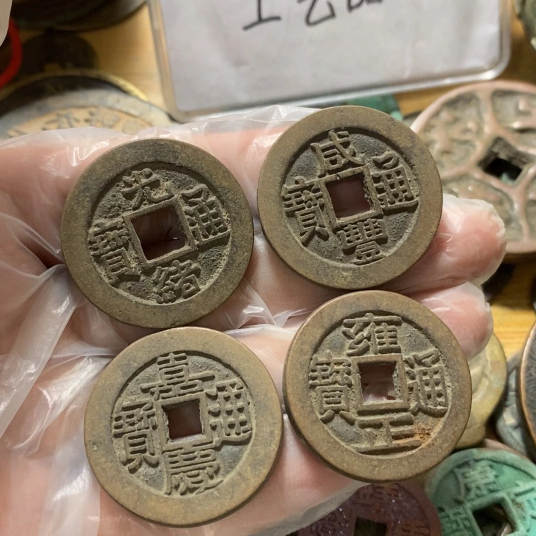 铜现代工艺品学习币