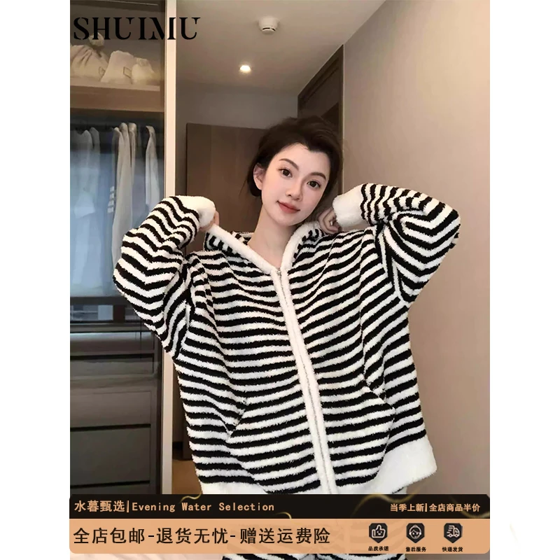 秋冬季新款保暖条纹半边绒连帽睡衣女加绒加厚针织家居服套装外穿