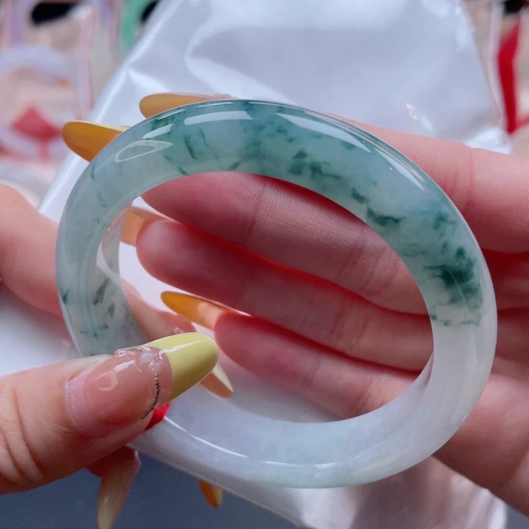 未镶嵌手镯翡翠56.7山水飘花镯 无瑕疵 妈妈款46号